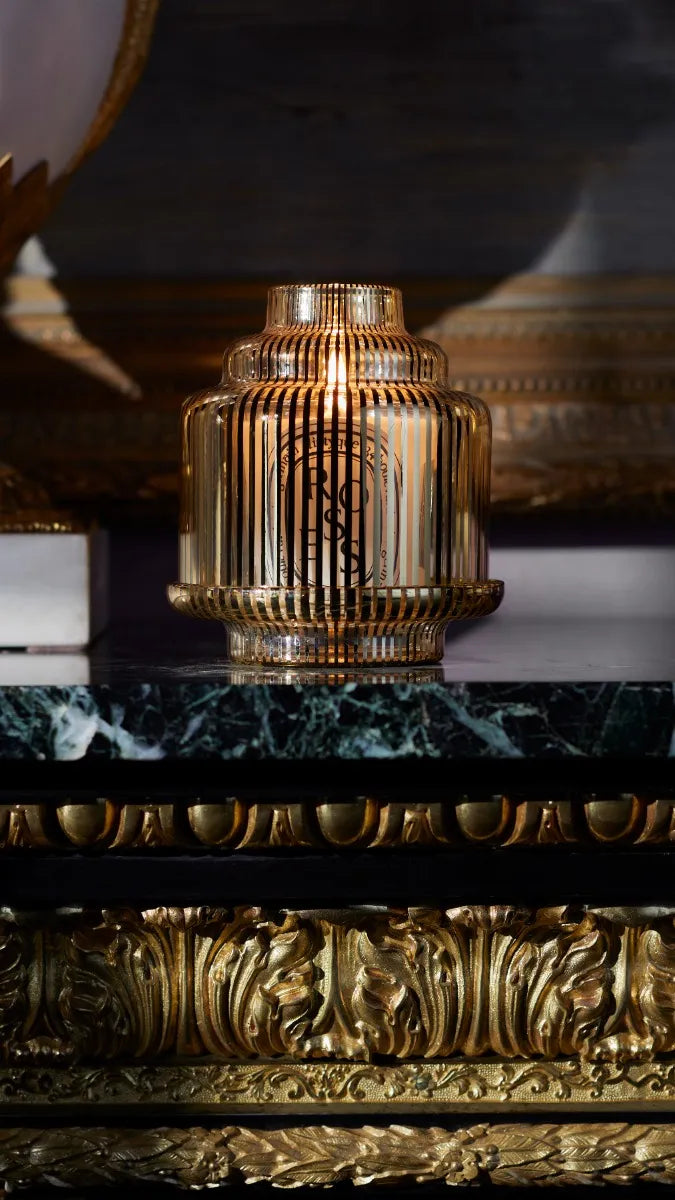 Golden Pyramid candle holder - For classic candles
